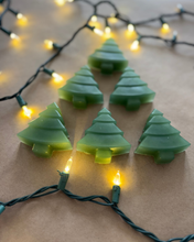 Load image into Gallery viewer, Arbolito Soap - Brisa Navideña